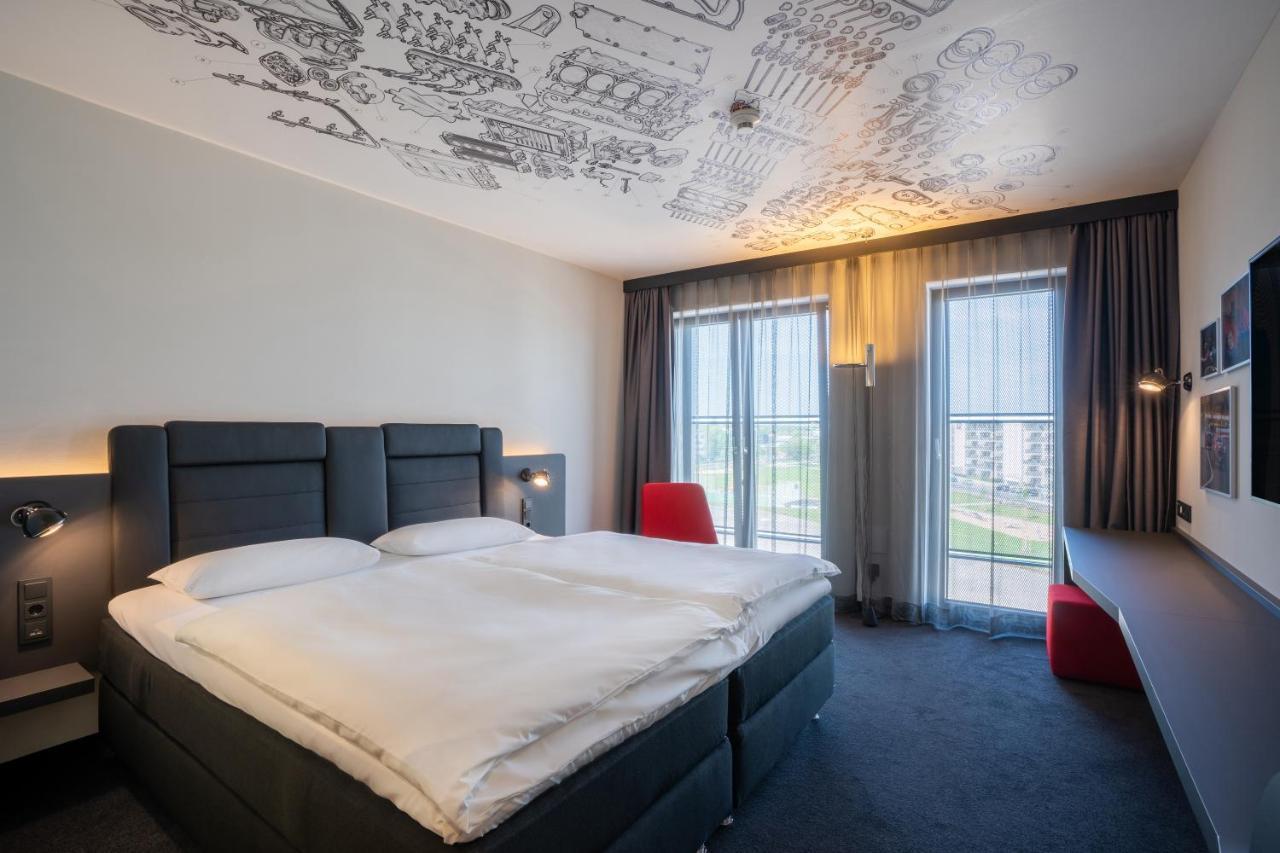 V8 Hotel Koeln At Motorworld Εξωτερικό φωτογραφία