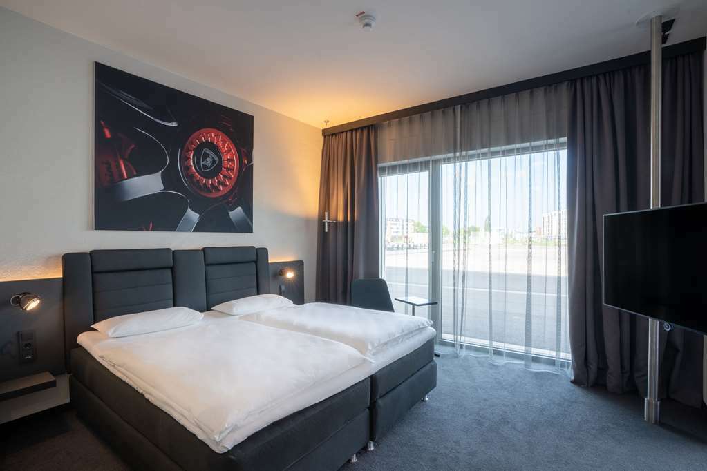V8 Hotel Koeln At Motorworld Δωμάτιο φωτογραφία